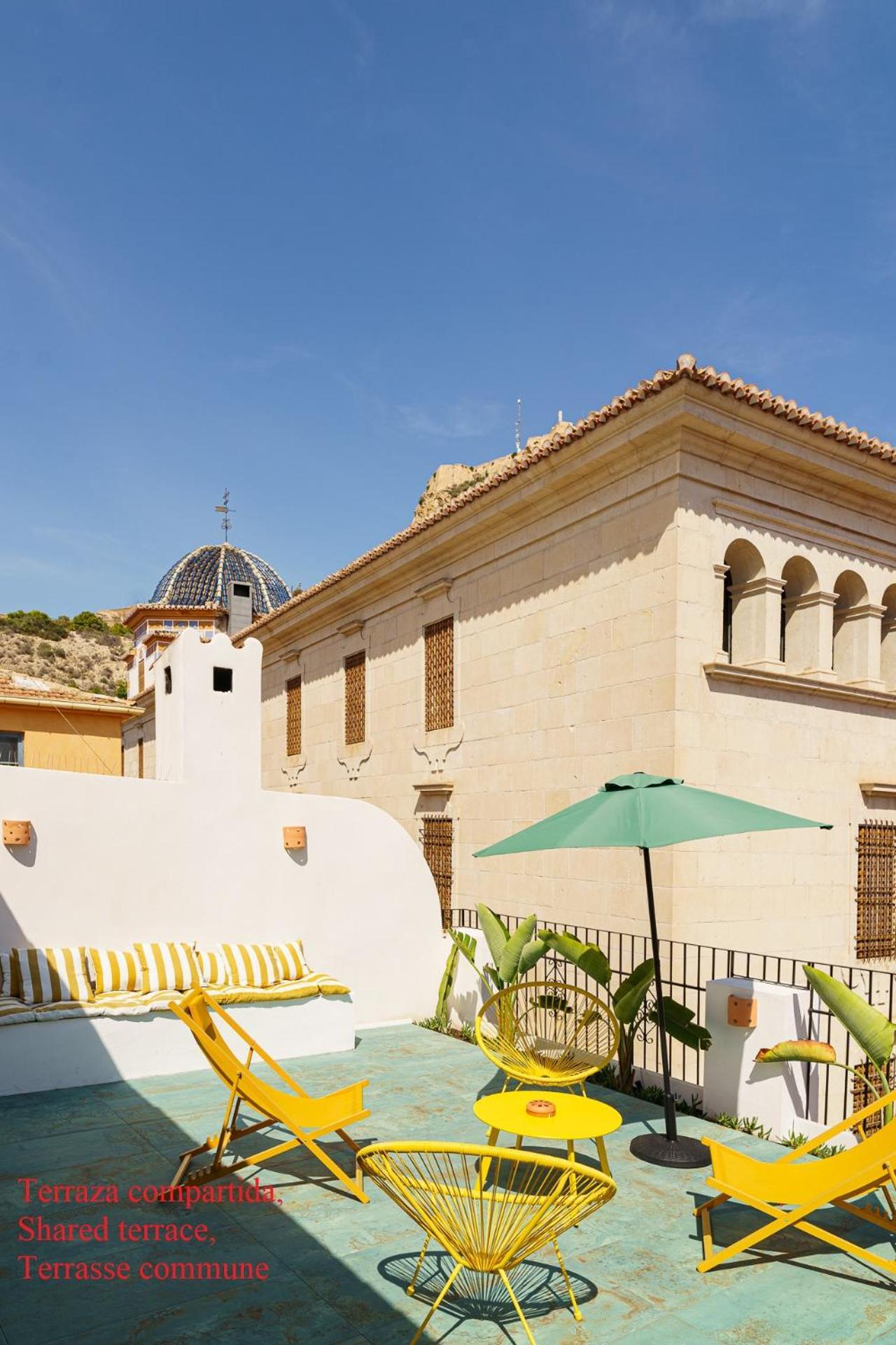 Glamorous Pink Studio In City Center Alicante Exterior foto